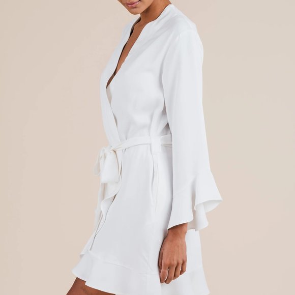 NEW Half Asleep Ruffle Robe in Cloud White - Picture 2 of 5